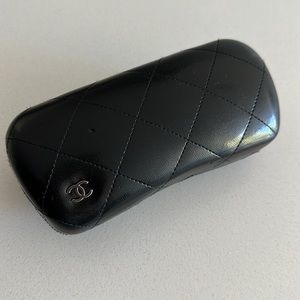CHANEL PARIS Quilted Leather Hard Shell Logo Case